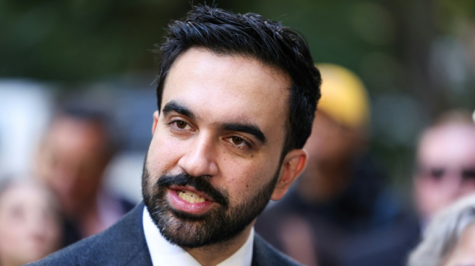 New York élit son maire, le socialiste Zohran Mamdani net favori