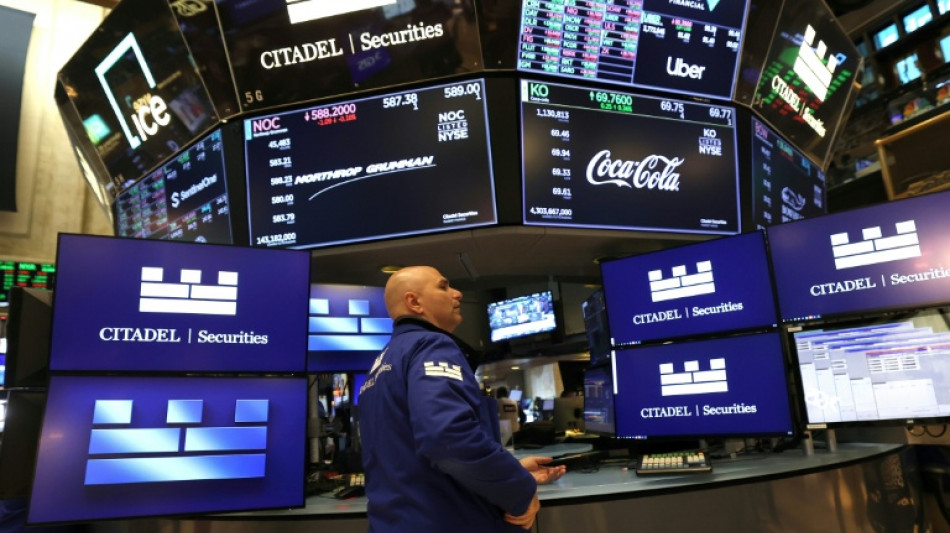 Wall Street avance prudemment, entre r&eacute;sultats et n&eacute;gociations commerciales