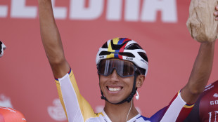 Vuelta: a Bernal la 16/a tappa, Vingegaard sempre leader