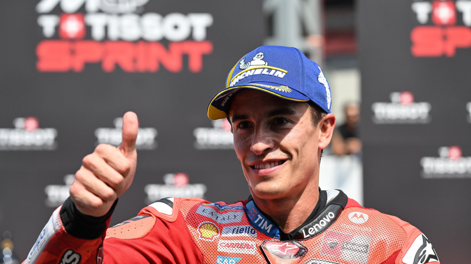 Motogp: Marc Marquez cade, ma &egrave; miglior tempo nelle libere Assen