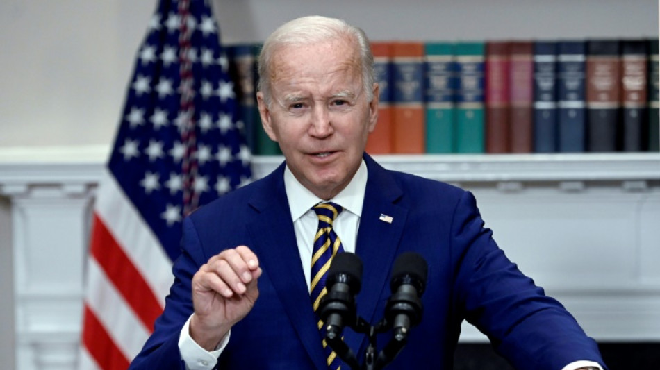Une mesure "responsable et juste": Biden efface une partie de la dette &eacute;tudiante