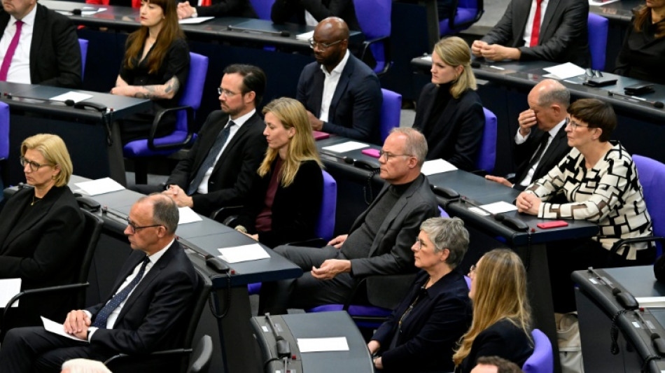 Bundestag befasst sich mit ersten Gesetzentw&uuml;rfen der neuen Koalition