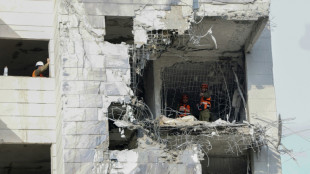 "J'ai eu tr&egrave;s peur": en Isra&euml;l, la ville de Petah Tikva sonn&eacute;e par une frappe iranienne