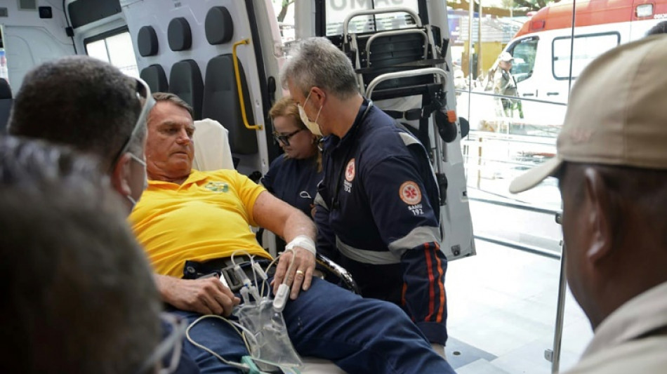 Bolsonaro llega a Brasilia para "probablemente" someterse a cirug&iacute;a