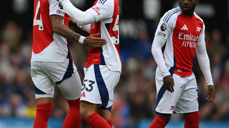 Premier: l'Arsenal vince e rinvia la festa Premier del Liverpool