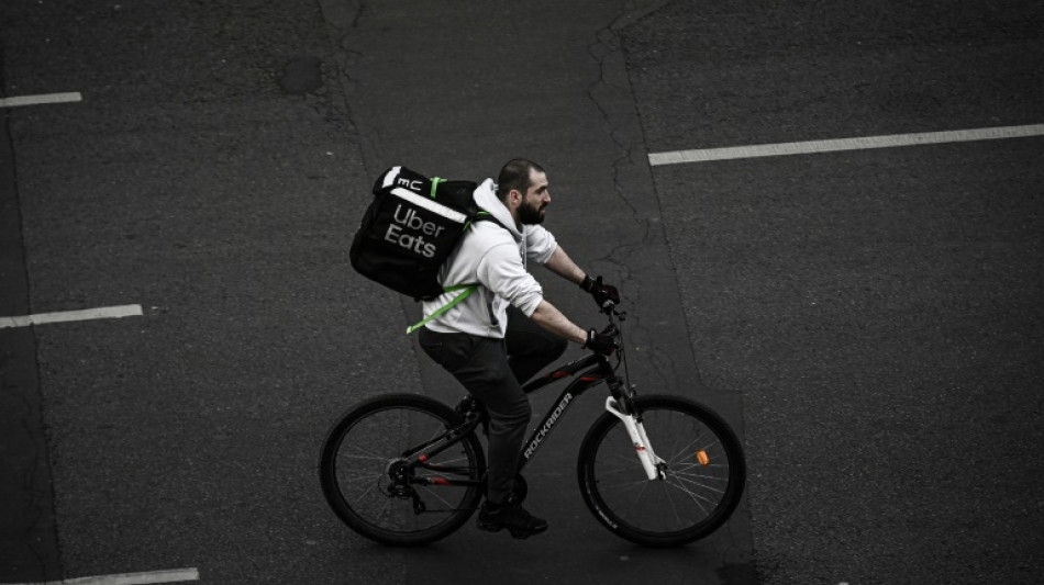 Livreurs de repas &agrave; domicile: les algorithmes des plateformes font d&eacute;railler leur sant&eacute;