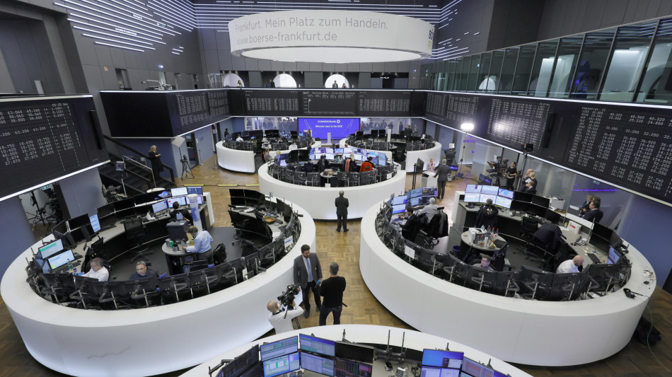 Borsa: l'Europa apre in calo, si guarda a dazi e inflazione