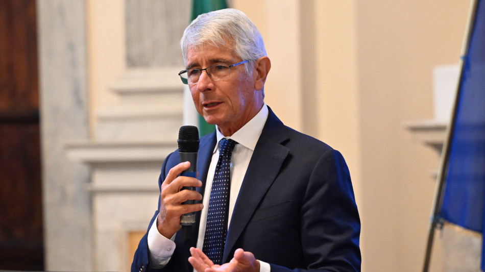Abodi 'al lavoro per efficientamento energetico delle piscine'