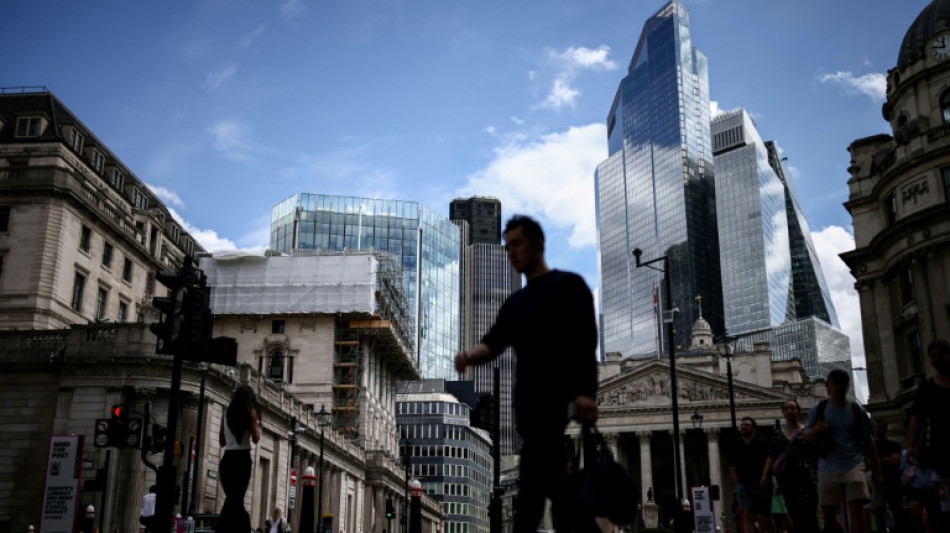 Britisches Wirtschaftswachstum im zweiten Quartal etwas verlangsamt