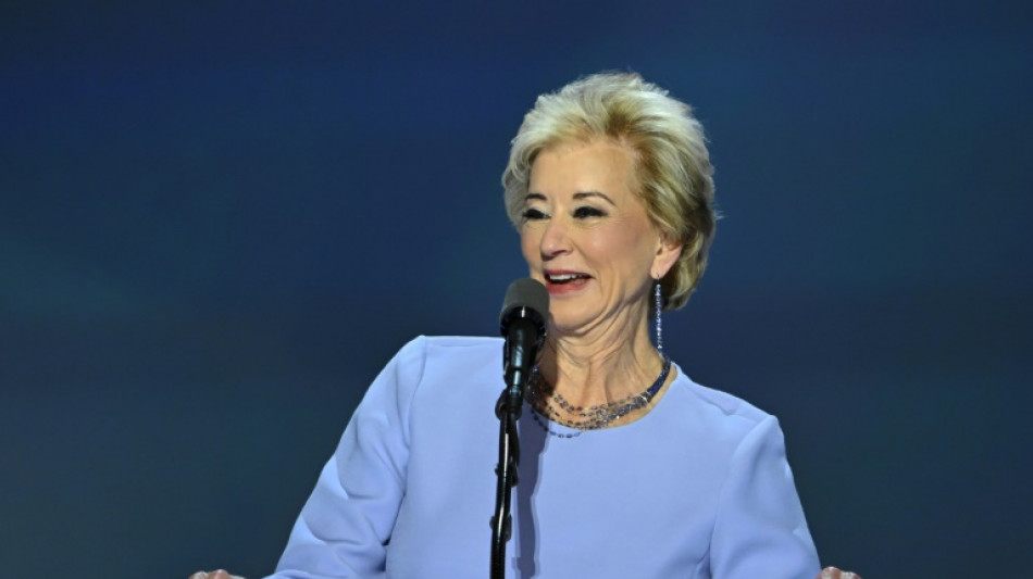 Trump nomme Linda McMahon, l'ex-patronne du catch am&eacute;ricain, ministre de l'Education
