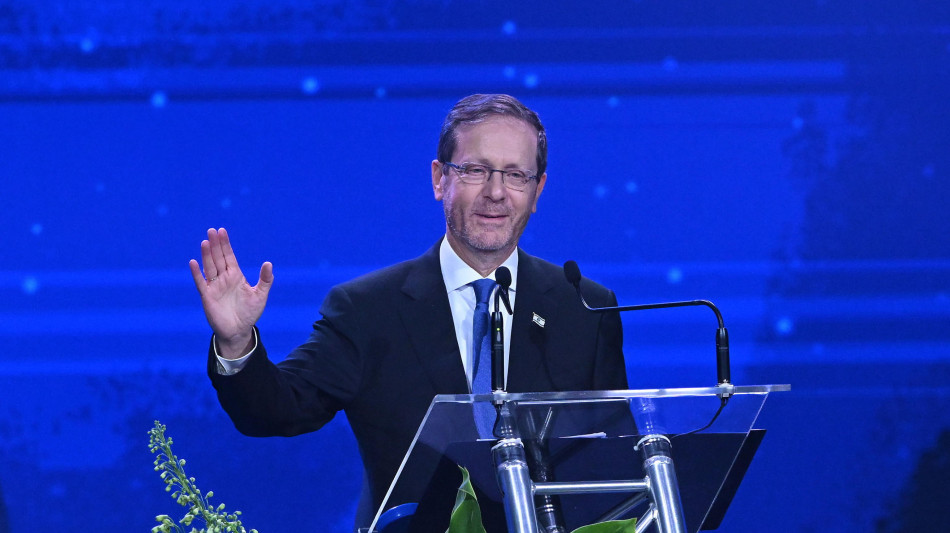 Herzog telefona a Pizzaballa, 'profondo dolore per l'ncidente'