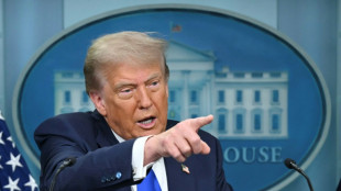 Trump diz que 'salvou' l&iacute;der do Ir&atilde; de morte 'horr&iacute;vel e vergonhosa'