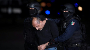 Presuntos narcos enviados a EEUU seguían operando desde prisión, asegura el gobierno de México