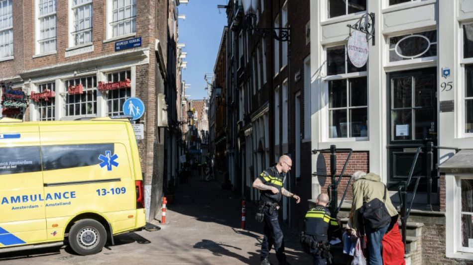 Autor de ataque com faca em Amsterd&atilde; agiu com 'inten&ccedil;&atilde;o terrorista', diz Promotoria