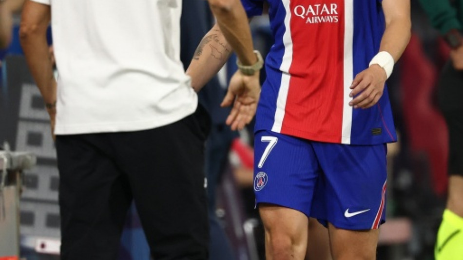 Kvaratskhelia voltar&aacute; de les&atilde;o 'mais forte', prev&ecirc; Luis Enrique