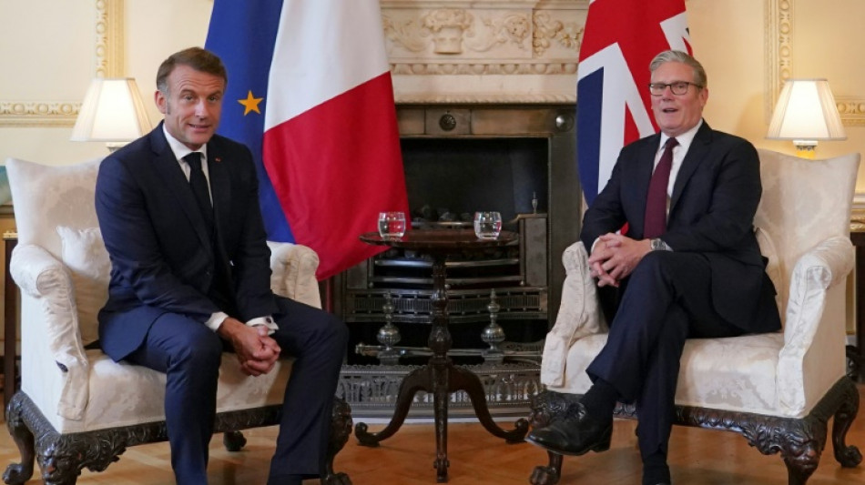 Macron se re&uacute;ne con Starmer en Londres, con la inmigraci&oacute;n en centro de las conversaciones