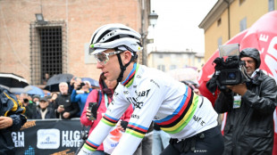 Sieg mit dem Regenbogen: Pogacar mit n&auml;chster Zauber-Flucht