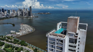 Major earthquake destroys buildings, roads in Panama