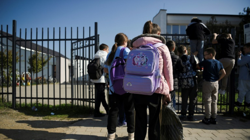 Au Kosovo, des familles accusent TikTok d'avoir pouss&eacute; des adolescentes &agrave; s'auto-mutiler