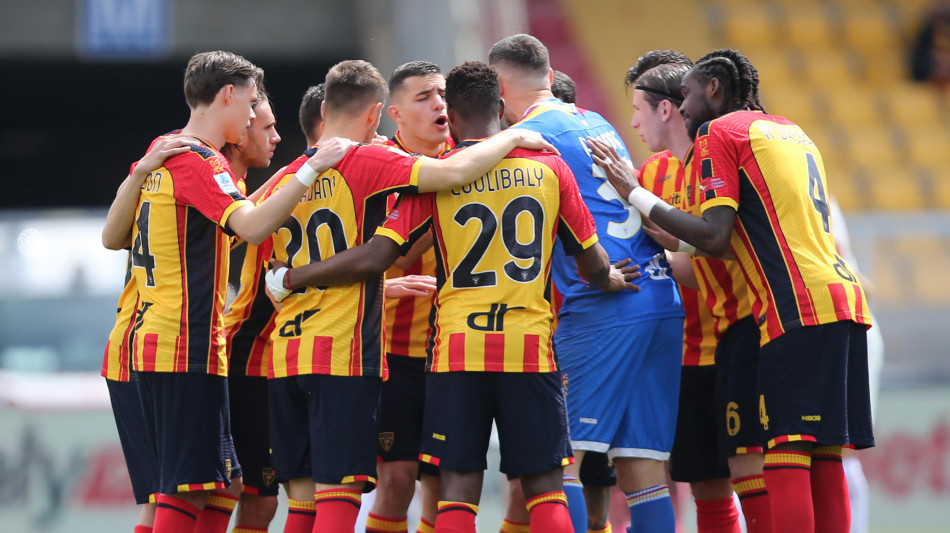 Lecce con la morte nel cuore, ma domani va a Bergamo