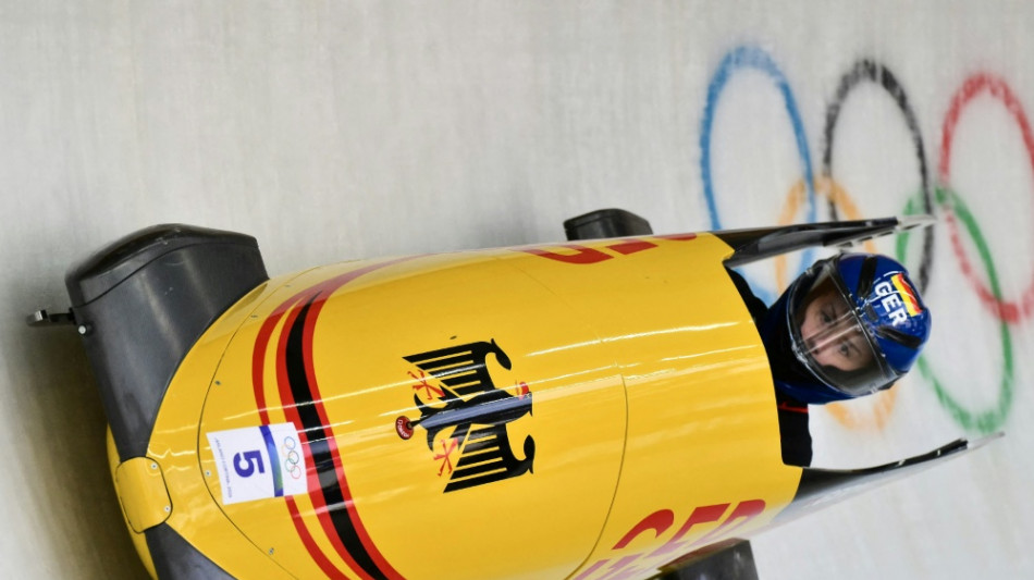 Monobob: Nolte f&uuml;hrt - Spitze eng zusammen