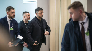 Zelensky, negli Emirati la questione chiave dell'Ucraina Orientale