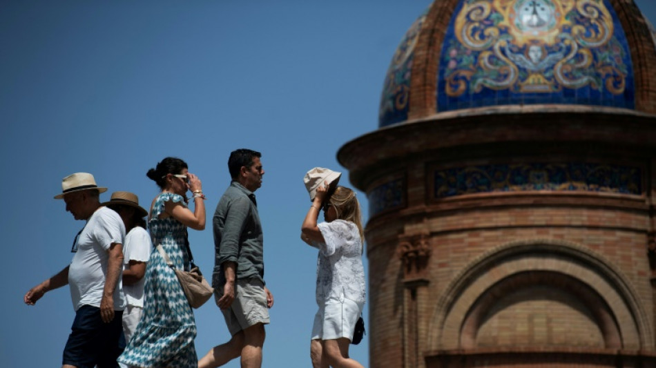 España entra en la primera ola de calor del verano, que podría dejar temperaturas superiores a 42 ºC