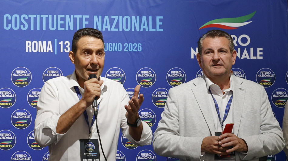 Indagine sui militari che hanno aderito al partito di Vannacci