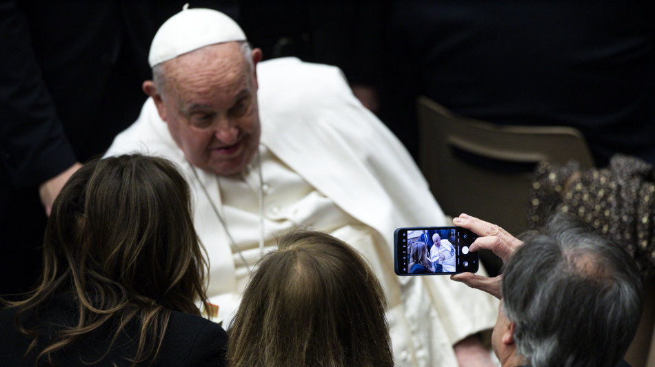 Il Papa, 'difendere libert&agrave; stampa ed espressione pensiero'