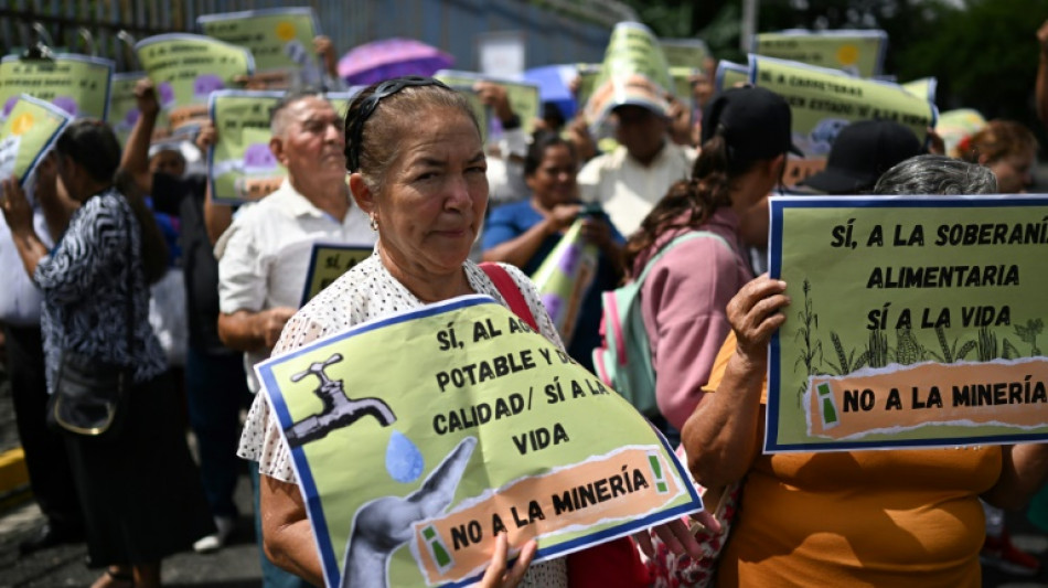 Una ONG y comunidades rurales piden derogar la ley que reactiv&oacute; la miner&iacute;a en El Salvador