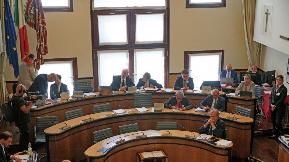 Il Consiglio regionale del Veneto approva la legge sul fine vita