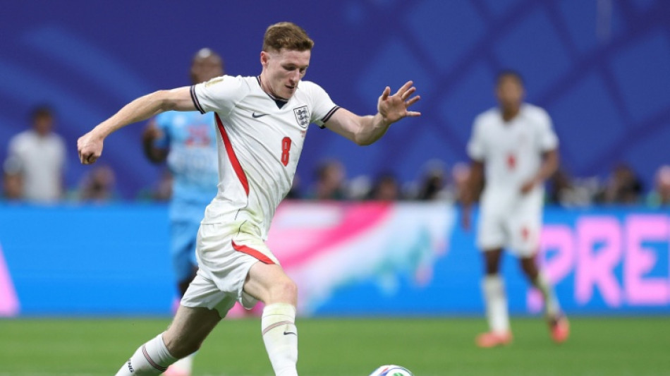 Manchester City est&aacute; perto de assinar com Elliot Anderson