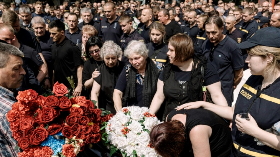 Mindestens ein Toter bei heftigen russischen Luftangriffen auf Kiew und Odessa