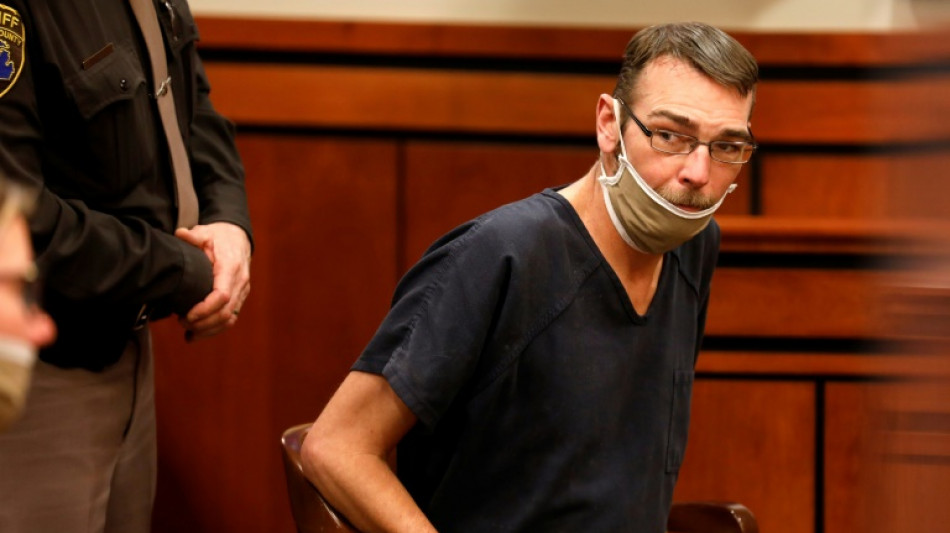 Pai de autor de massacre nos EUA &eacute; declarado culpado de homic&iacute;dio culposo