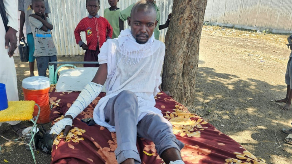 De luto pero sin alternativa: sudaneses vuelven a mina bombardeada por Egipto