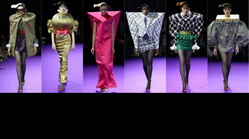 Balenciaga foca no streetwear e Viktor & Rolf transformam modelos em experimentos gr&aacute;ficos