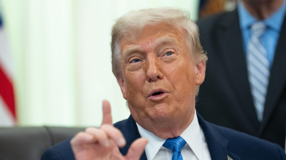 Trump, 'in futuro prenderemo il controllo delle infrastrutture petrolifere Iran'