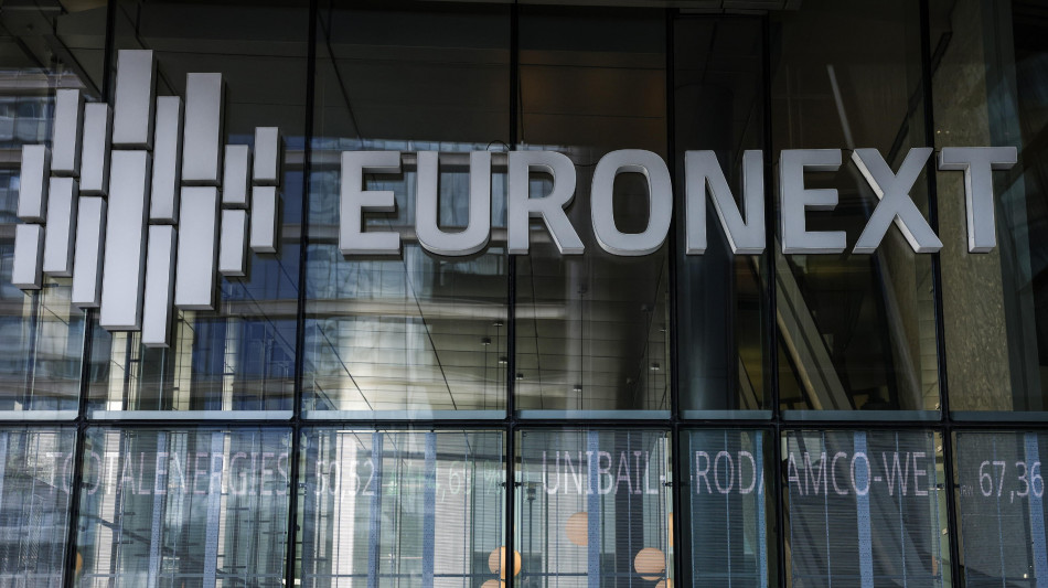 Borsa: Europa in ordine sparso con Wall Street, Milano in parit&agrave;