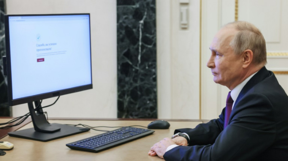 Putin gibt Stimme bei Kommunalwahlen online ab