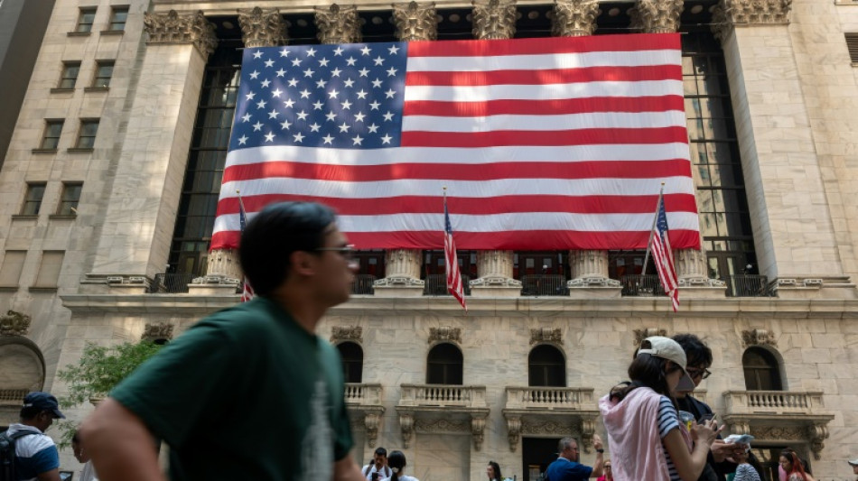 Wall Street termine en baisse, fin de s&eacute;rie &agrave; New York