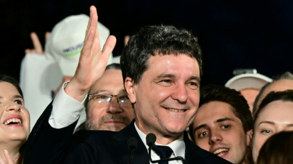 Pro-europ&auml;ischer Kandidat gewinnt Stichwahl um Pr&auml;sidentenamt in Rum&auml;nien 