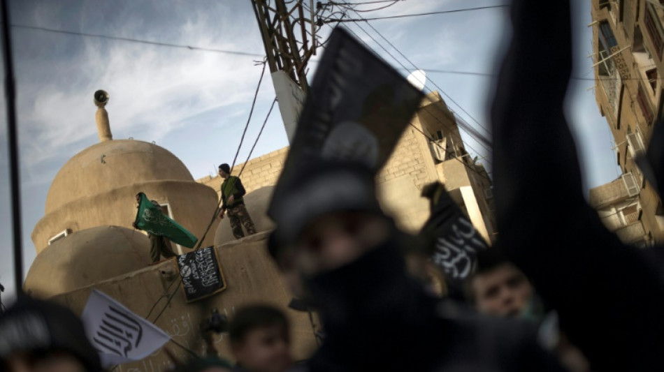 Gericht: Verurteilter IS-Kämpfer aus Tadschikistan darf abgeschoben werden