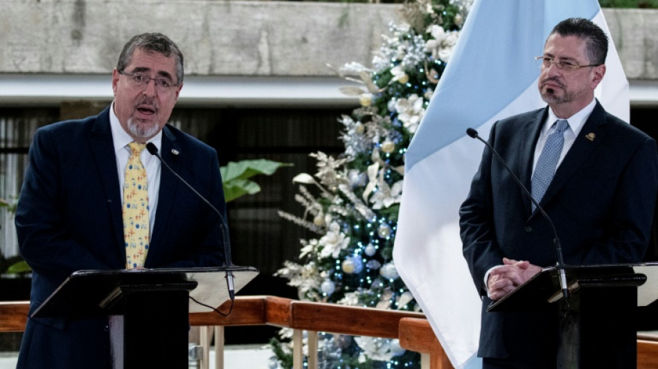 Na Costa Rica, Ar&eacute;valo destaca sua luta para 'resgatar a democracia' na Guatemala