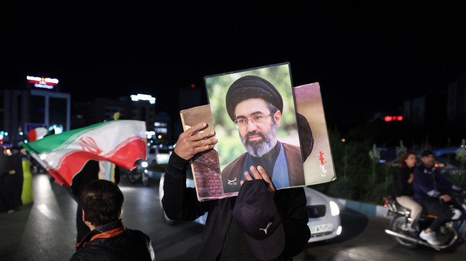 Khamenei, 'il Medio Oriente non far&agrave; pi&ugrave; da scudo alle basi Usa'