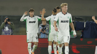 Il Sassuolo fa festa a Verona, decide Pinamonti
