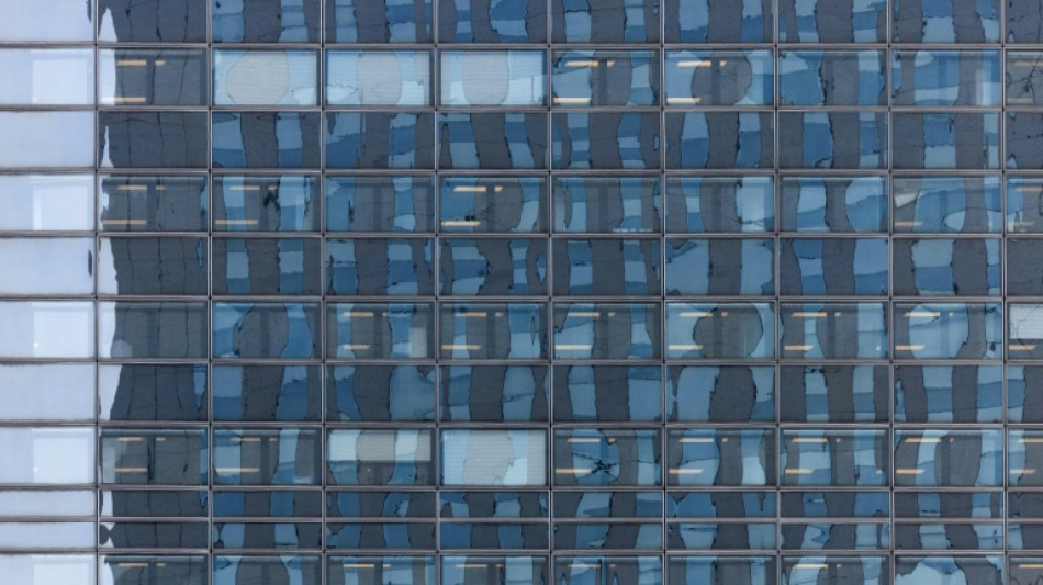 Les bureaux vitr&eacute;s, des fours en surchauffe de moins en moins adapt&eacute;s au climat