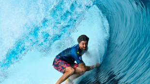 Yago Dora, o campe&atilde;o mundial de surfe que domina as ondas inspirado em Ronaldo