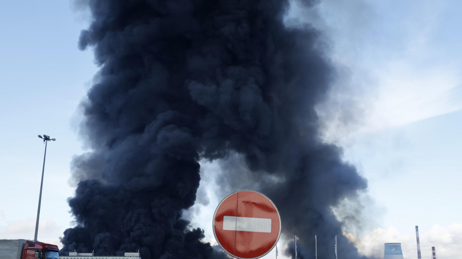 Attacchi russi uccidono una persona in Ucraina, oltre 130 droni lanciati su Mosca