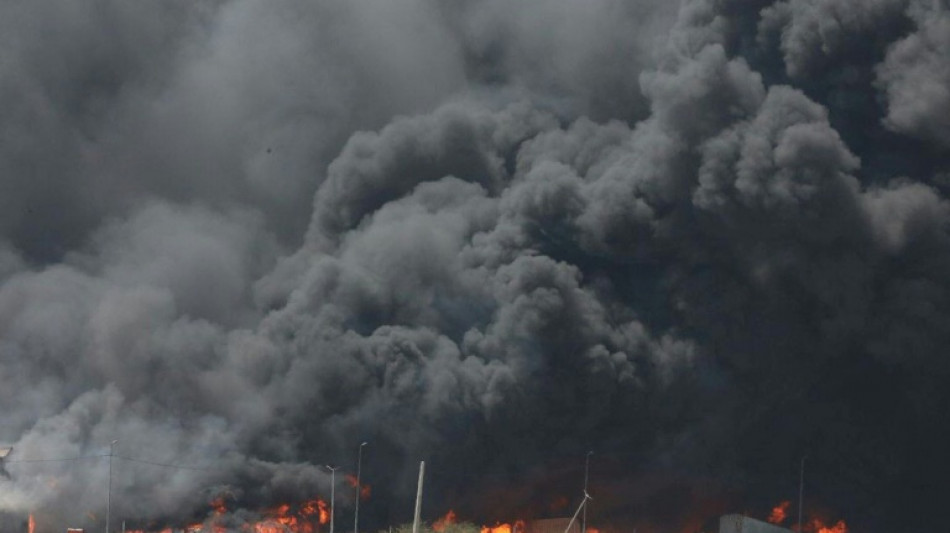 Explosion dans un port en Iran: le ministre de l'Int&eacute;rieur pointe la "n&eacute;gligence", 70 morts