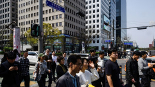 El banco central surcoreano reduce a la mitad la previsi&oacute;n de crecimiento para 2025